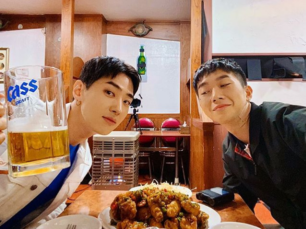 그레이 SNS