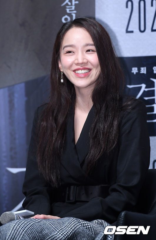 6일 오전 서울 강남구 신사동 CGV 압구정에서 영화 ‘결백’ 제작보고회가 열렸다.  제작보고회에서 신혜선이 기자회견 중 환하게 웃고 있다./ rumi@osen.co.kr