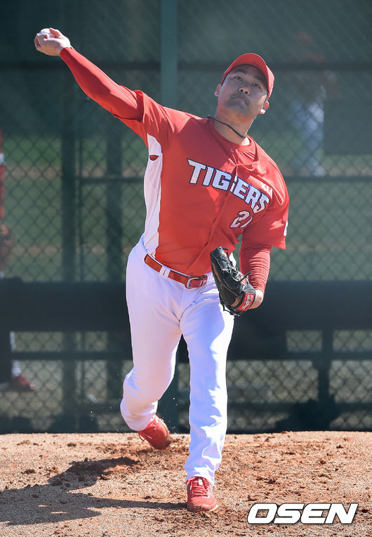 홍상삼이 불펜피칭하고 있다. / soul1014@osen.co.kr