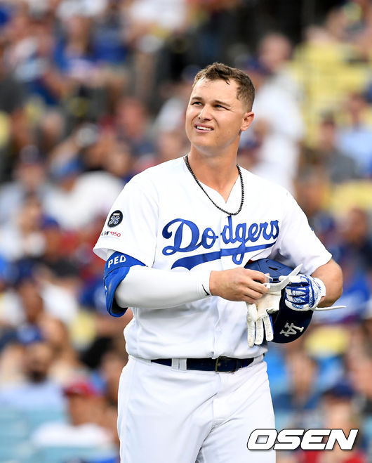 LA 다저스의 작 피더슨이 삼진에 아쉬워하고 있다. /jpnews@osen.co.kr