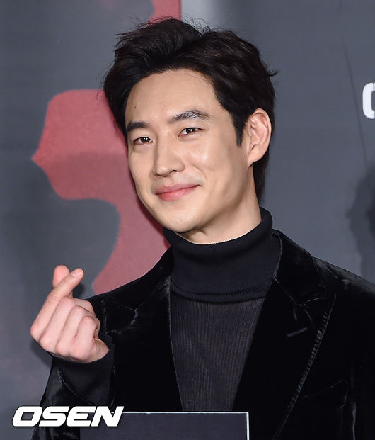 이제훈이 포즈를 취하고 있다.. / soul1014@osen.co.kr