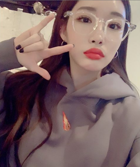 청하 SNS