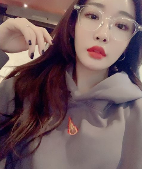 청하 SNS