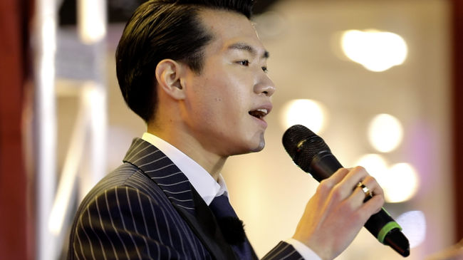 [사진=JTBC 제공] 가수 조명섭이 '막나가쇼'에서 남자 송가인으로 주목받았다.