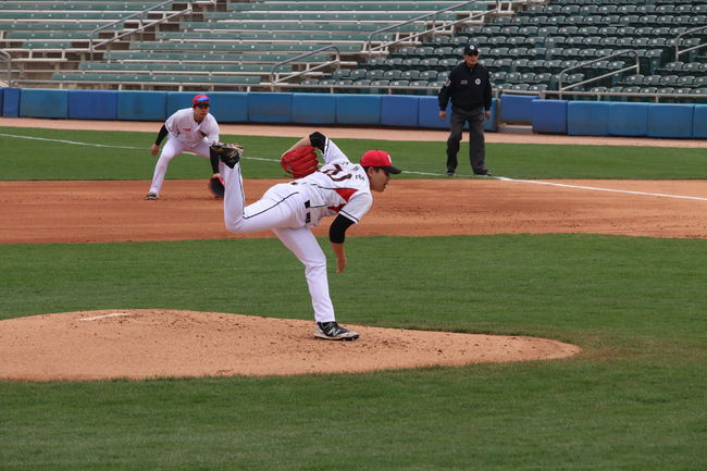 [사진] KT 1차지명 신인 소형준이 NC 상대로 1이닝 무실점을 기록했다. / KT 제공