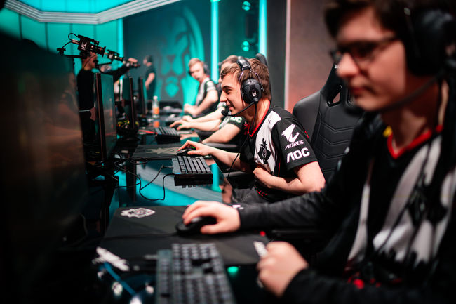 라이엇 게임즈 플리커.