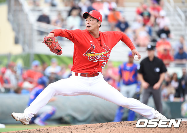 5회초 세인트루이스 김광현이 역투하고 있다./ soul1014@osen.co.kr