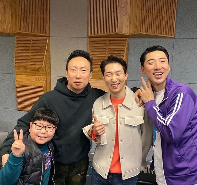 [사진='라디오쇼' 제공] '미스터트롯'의 영기, 양지원, 임도형이 '박명수의 라디오쇼'에 출연했다.