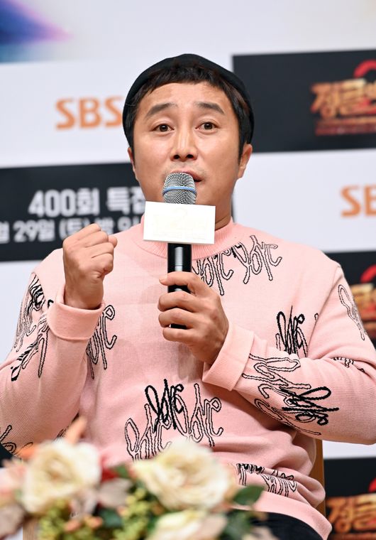 [사진=SBS 제공] 방송인 김병만이 '정글의 법칙' 400회 기념 기자간담회에 임했다. 