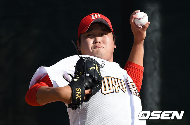 김태훈이 불펜 투구를 하고 있다. / soul1014@osen.co.kr