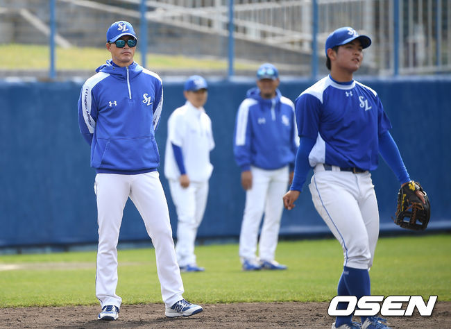 허삼영 감독이 훈련을 지켜보고 있다. /youngrae@osen.co.kr 