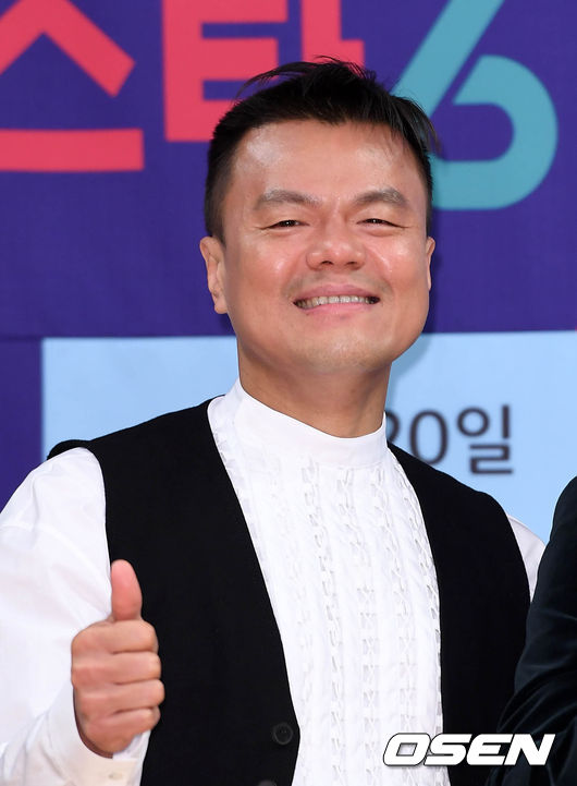 박진영이 포토타임을 갖고 있다. /sunday@osen.co.kr