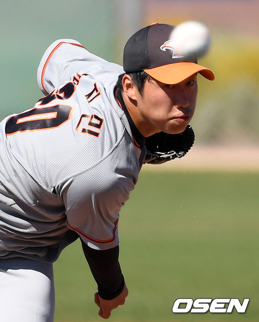 한화 남지민이 자체 홍백전에서 역투하고 있다. /jpnews@osen.co.kr