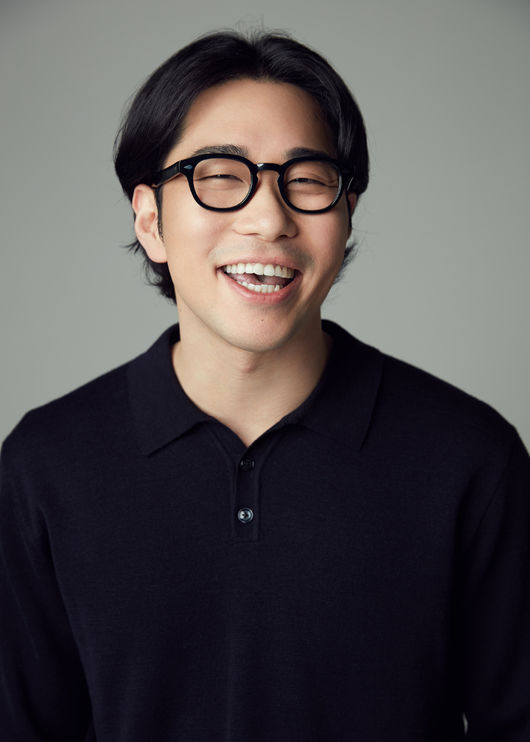 [사진=디퍼런트 컴퍼니 제공] 배우 이범규가 디퍼런트컴퍼니와 전속 계약을 체결했다.