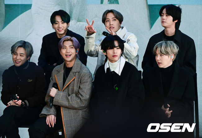방탄소년단이 미소 짓고 있다. / soul1014@osen.co.kr
