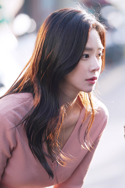 [사진=초록뱀미디어 제공] 배우 이주빈이 '그 남자의 기억법'에 출연한다. 