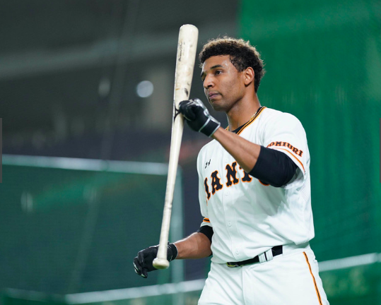 [사진] 타격 훈련을 준비하는 산체스. /스포츠 호치 홈페이지