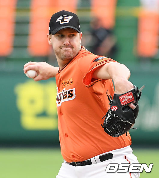 1회초 한화 선발투수 서폴드가 역투하고 있다./ soul1014@osen.co.kr