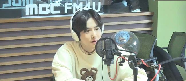 '정오의 희망곡' 보이는 라디오 방송화면 캡처