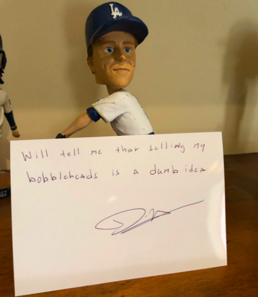 [사진] 하렌이 경매에 내놓은 그레인키 버블헤드와 메모 /이베이 캡처