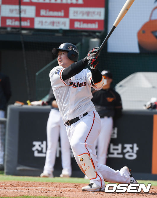 최재훈이 타격을 하고 있다. /  soul1014@osen.co.kr