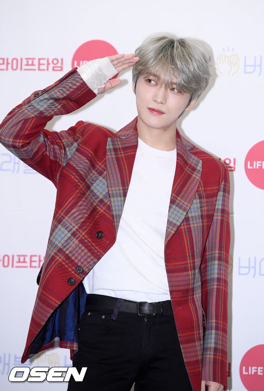 김재중이 행사에 참여하며 포토타임을 갖고 있다. / rumi@osen.co.kr
