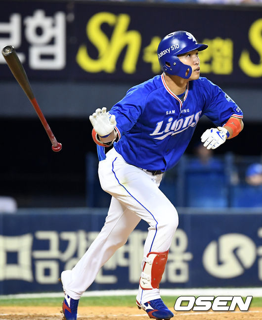 8회초 1사 주자 1루 삼성 박해민이 우월 투런 홈런을 날리고 있다./rumi@osen.co.kr