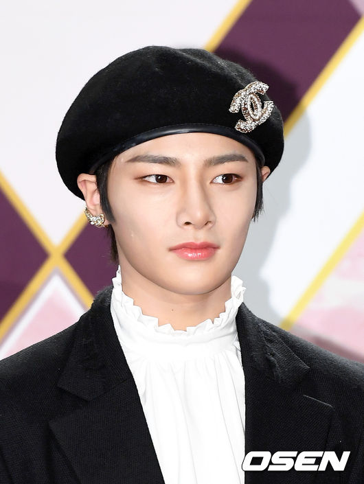 27일 오후 경기도 고양시 킨텍스에서 ‘2019 KBS 가요대축제’ 포토월 행사가 열렸다.그룹 스트레이키즈 아이엔이 포토타임을 갖고 있다. /sunday@osen.co.kr