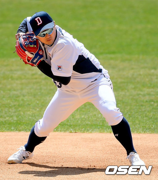 최주환이 수비훈련을 하고있다. /ksl0919@osne.co.kr