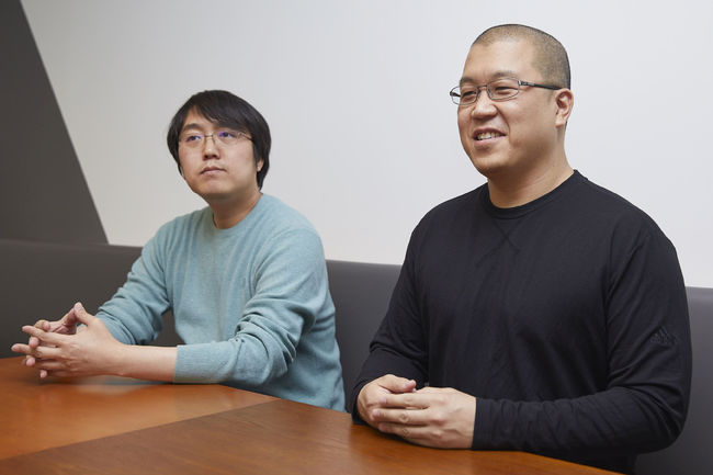 모아이게임즈 이찬 대표(왼쪽)와 신정훈 개발 디렉터. /넥슨 제공.