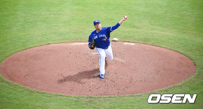 2회초 토론토 선발투수 류현진이 역투하고 있다. /soul1014@osen.co.kr