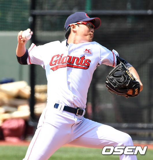 롯데 선발 박세웅이 힘차게 공을 뿌리고 있다. / dreamer@osen.co.kr