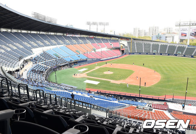 무관중 경기가 진행되고 있다. /sunday@osen.co.kr