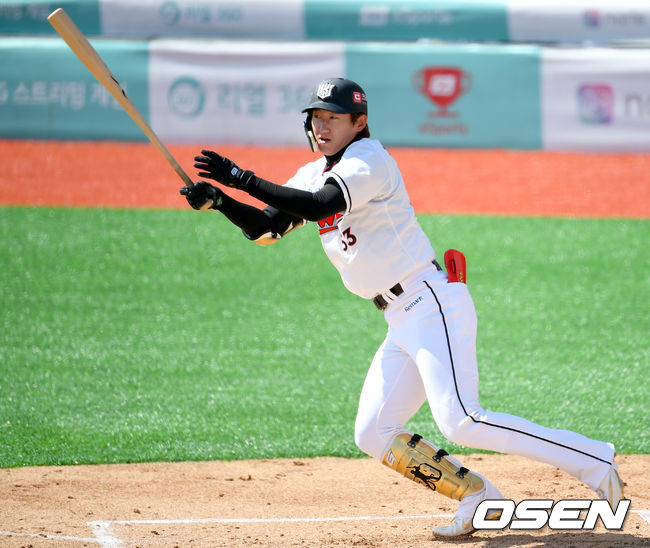 KT 김민혁이 타격하고 있다./ ksl0919@osen.co.kr