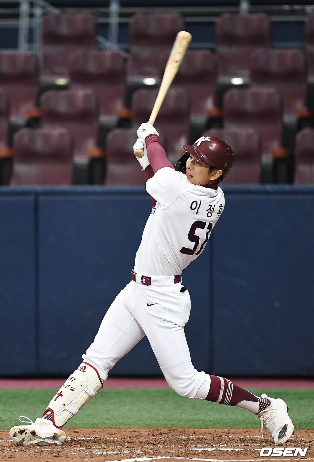 이정후가 안타를 때려내고 있다. /youngrae@osen.co.kr 