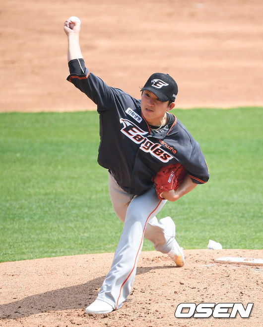 1회말 한화 선발투수 장시환이 역투하고 있다. /   soul1014@osen.co.kr