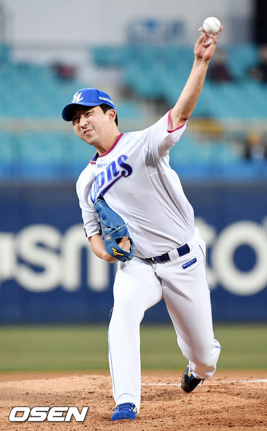 삼성 선발 최재홍이 힘차게 공을 뿌리고 있다./rumi@osen.co.kr