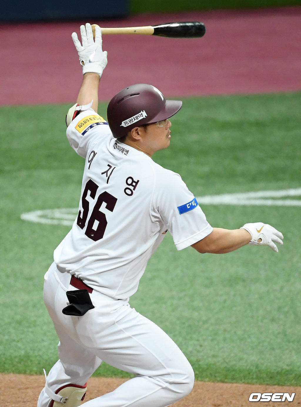 키움 이지영이 중전 적시 1루타를 때려내고 있다. /cej@osen.co.kr