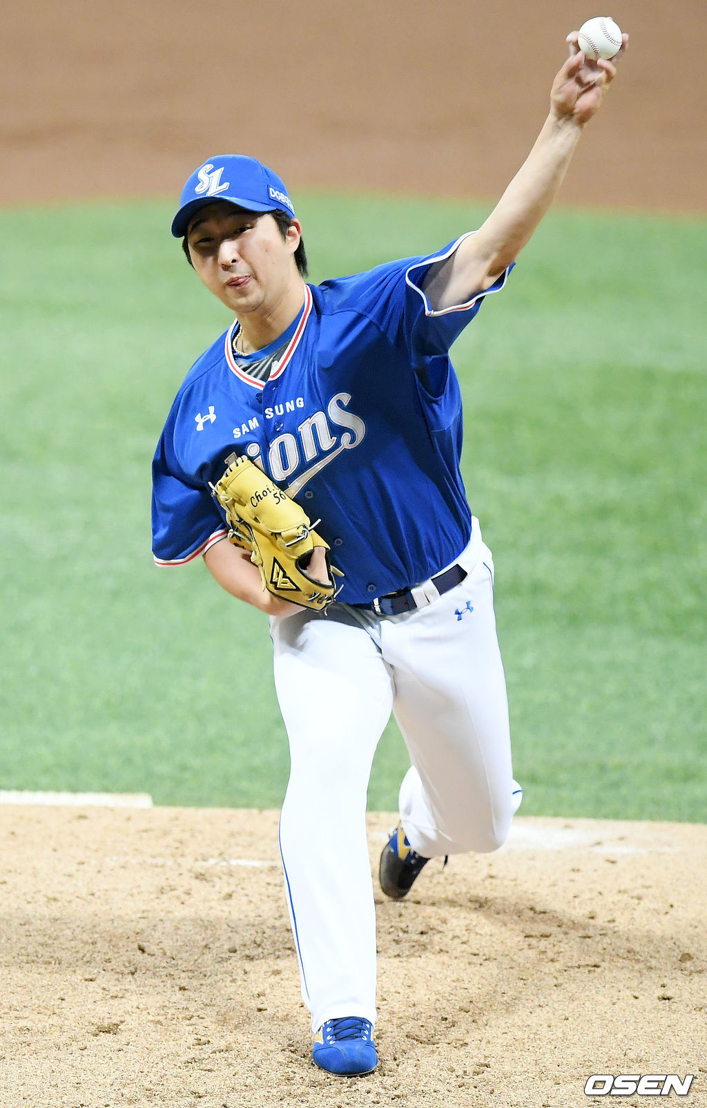 삼성 선발 최채흥이 힘차게 공을 뿌리고 있다./ rumi@osen.co.kr