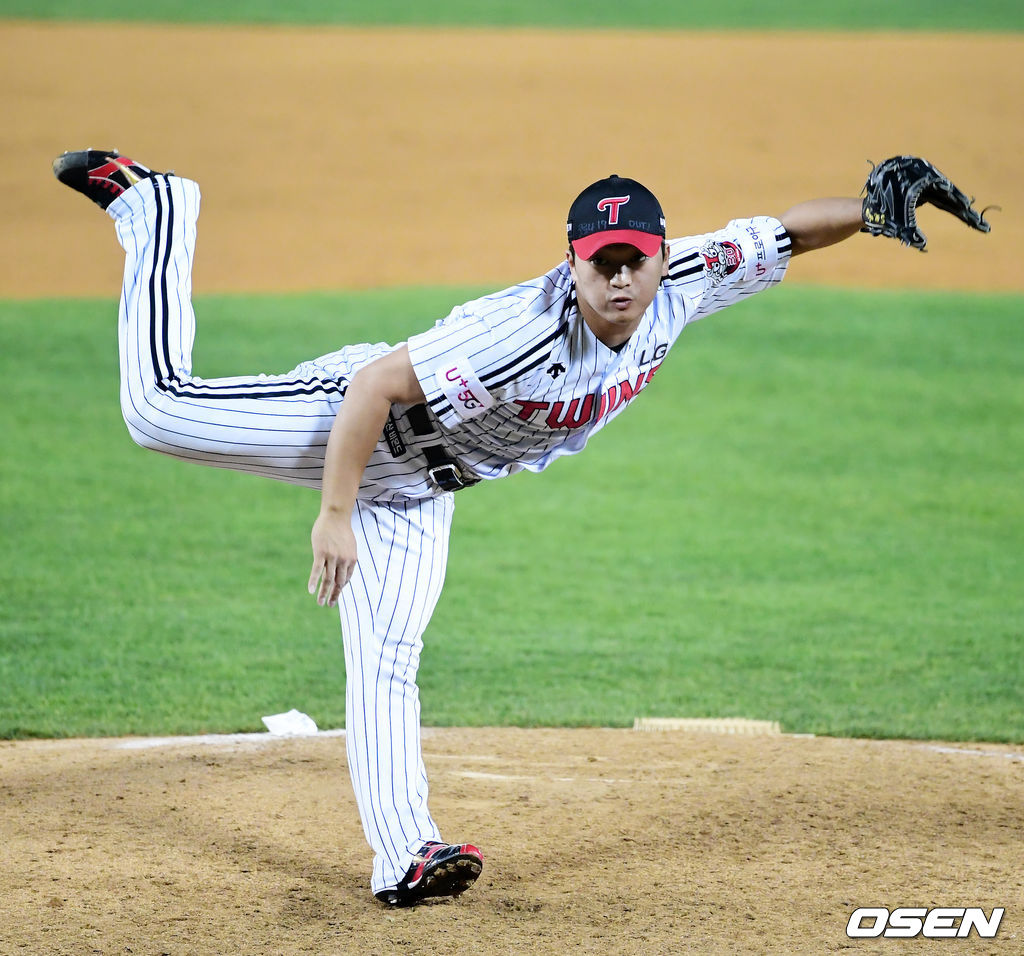 9회초 LG 고우석이 역투하고 있다. /jpnews@osen.co.kr