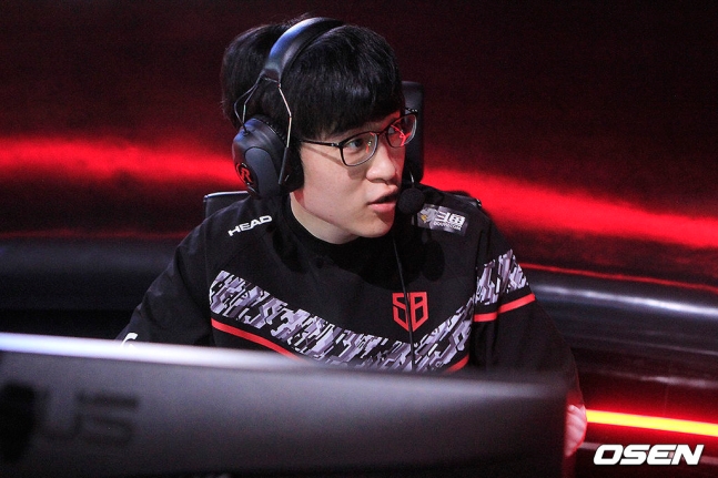 샌드박스의 '온플릭' 김장겸.