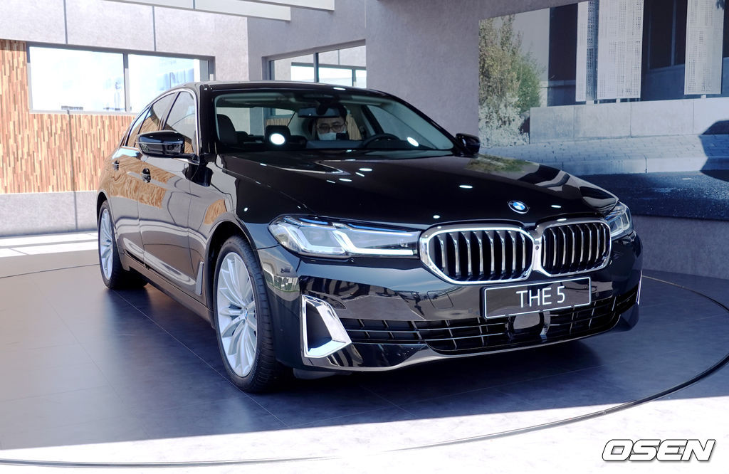 BMW 뉴 5시리즈 523d. 