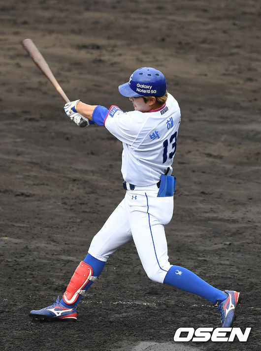 삼성 박해민이 안타를 때려내고 있다. /youngrae@osen.co.kr 