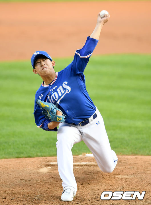 1회초 삼성 선발투수 허윤동이 마운드에 올라 힘차게 공을 뿌리고 있다./ksl0919@osen.co.kr
