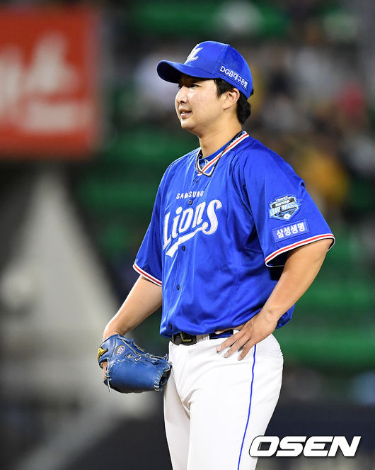 7회말 1사에서 삼성 최채흥이 교체되며 아쉬워하고 있다. /jpnews@osen.co.kr