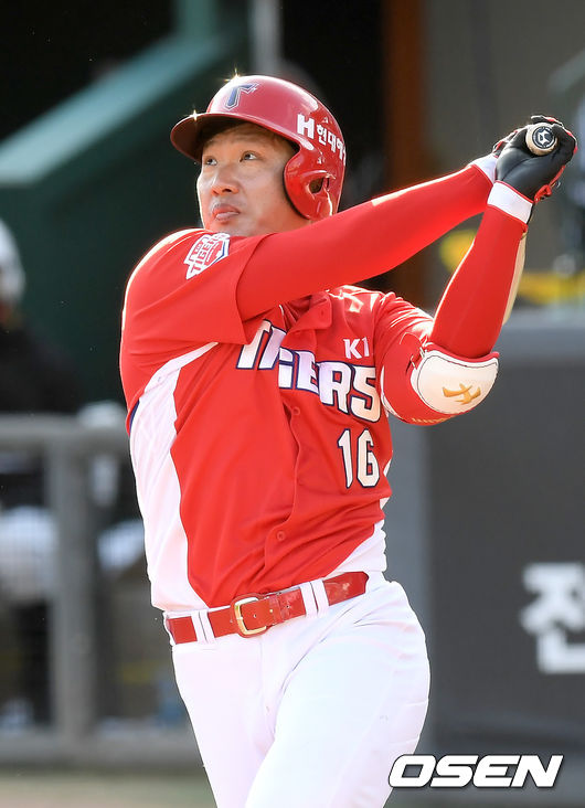 KIA 김주찬  /cej@osen.co.kr