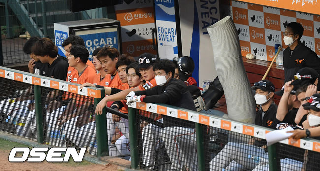 8회말 한화 덕아웃의 분위기가 어둡다/ rumi@osen.co.kr
