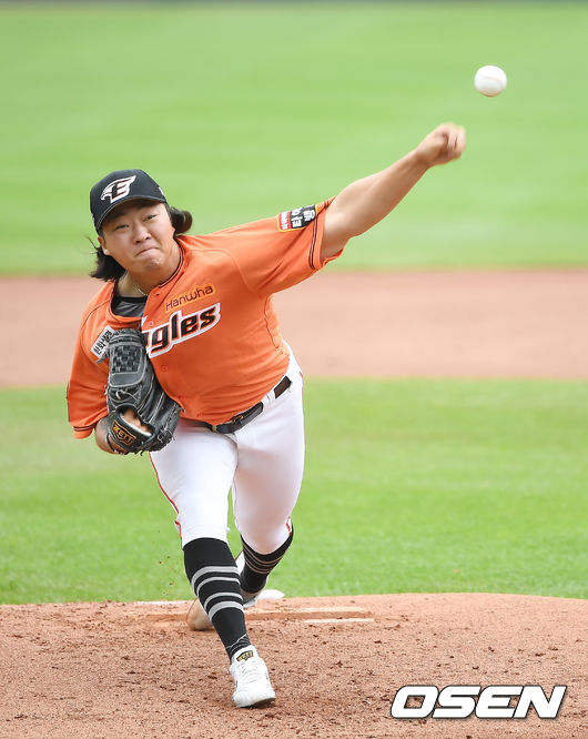 4회초 한화 김범수가 역투하고 있다. /youngrae@osen.co.kr 