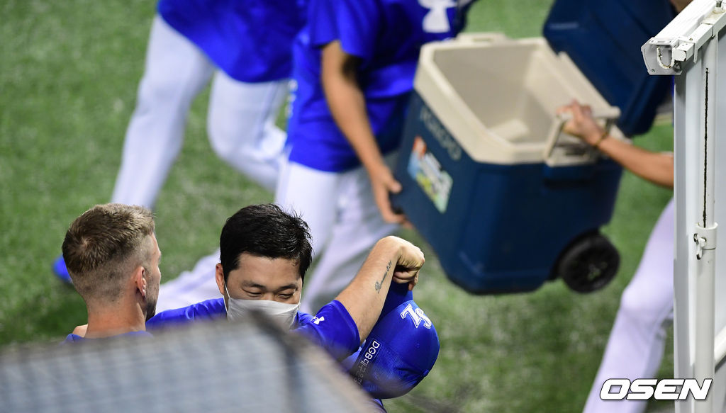 '바람잡이' 뷰캐넌의 사인 '바로 지금이야'