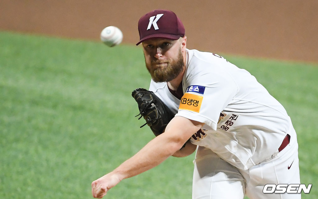 1회초 키움 선발투수 요키시가 역투하고 있다./  soul1014@osen.co.kr